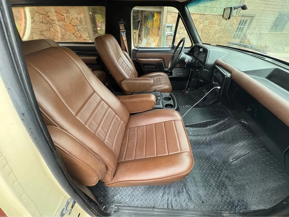 1990 Ford Bronco 4th Gen - Image 9 of 12