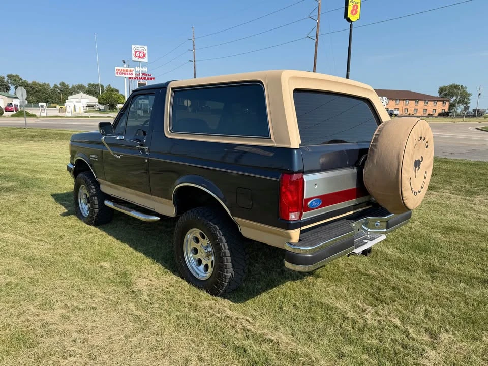 1990 Ford Bronco 4th Gen - Image 3 of 9