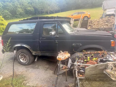 1990 Ford Bronco Eddie Bauer