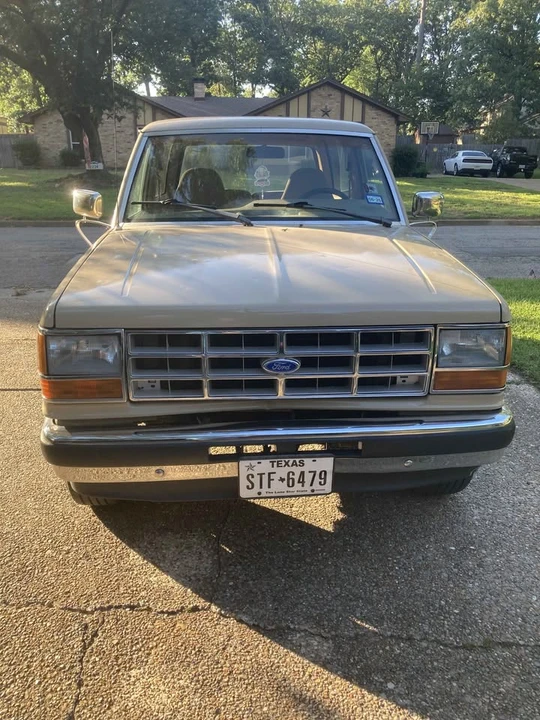 1990 Ford Bronco 4th Gen - Image 4 of 13
