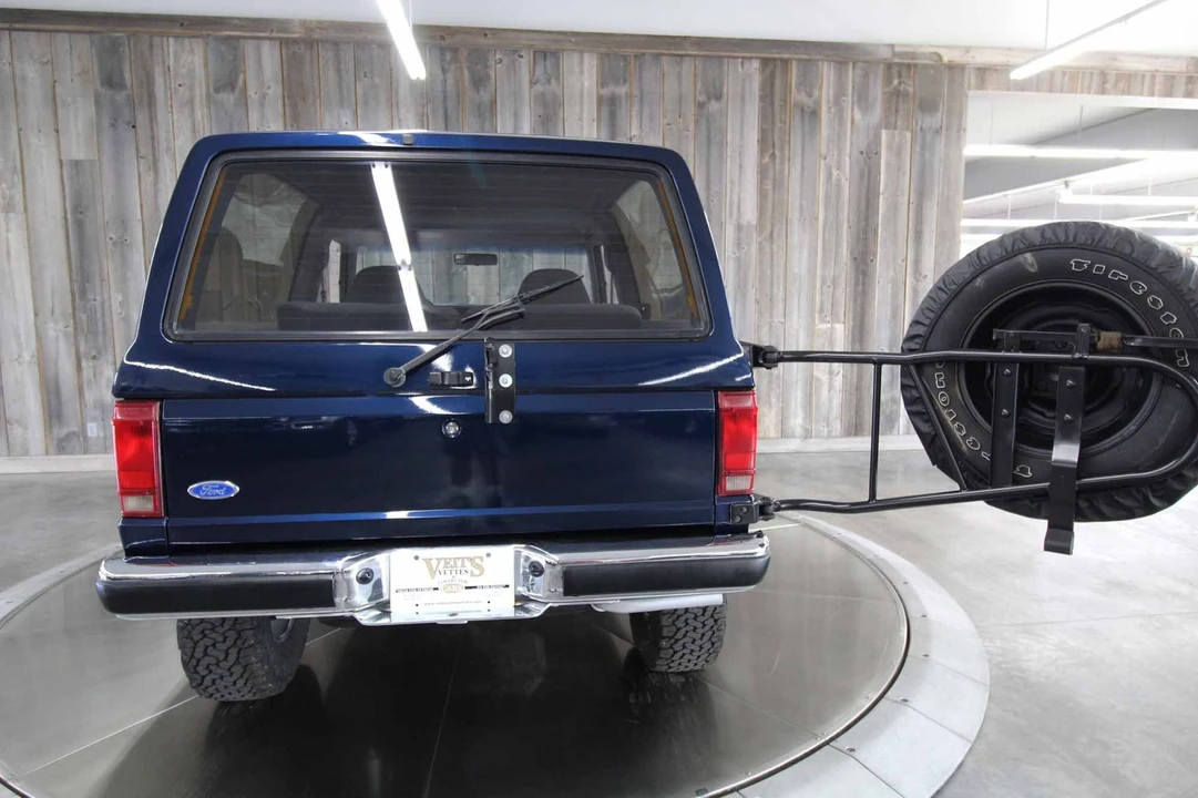 1990 Ford Bronco II - Image 19 of 21