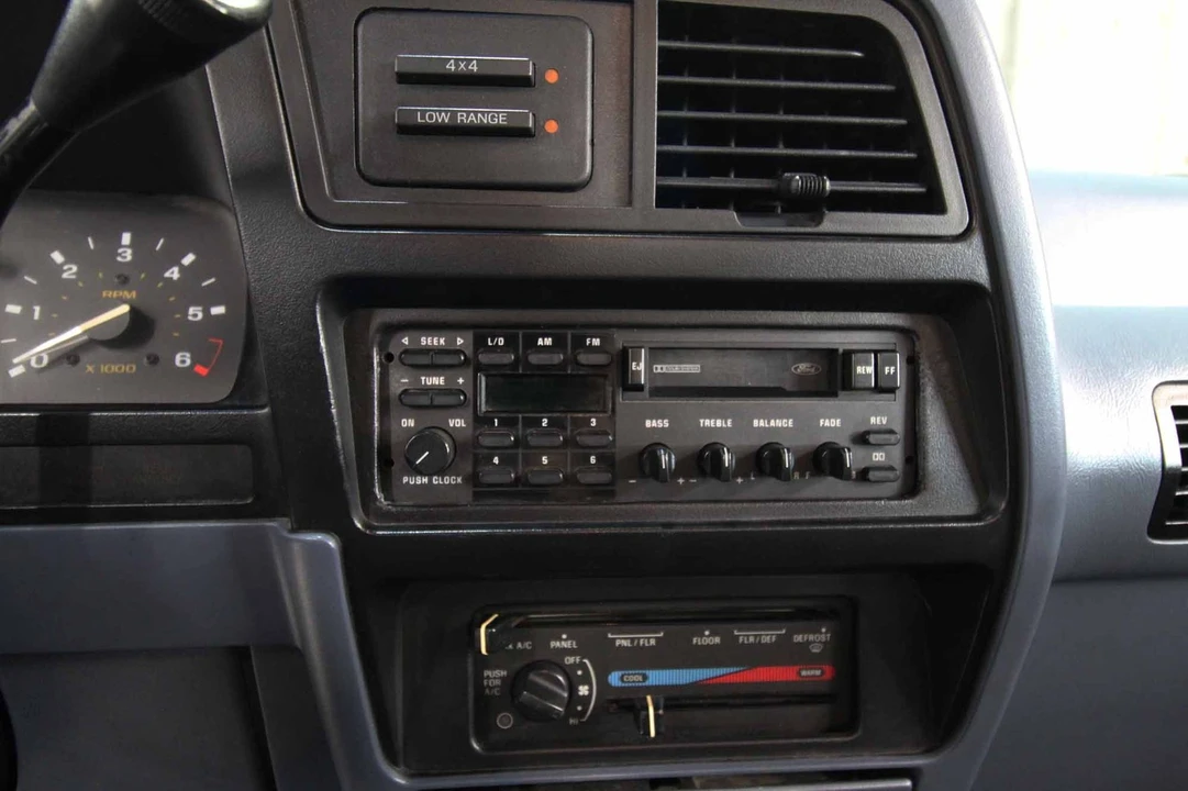 1990 Ford Bronco II - Image 21 of 21