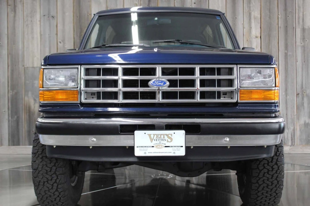 1990 Ford Bronco II - Image 10 of 21