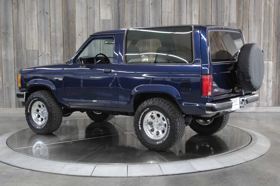 1990 Ford Bronco II - Image 4 of 21