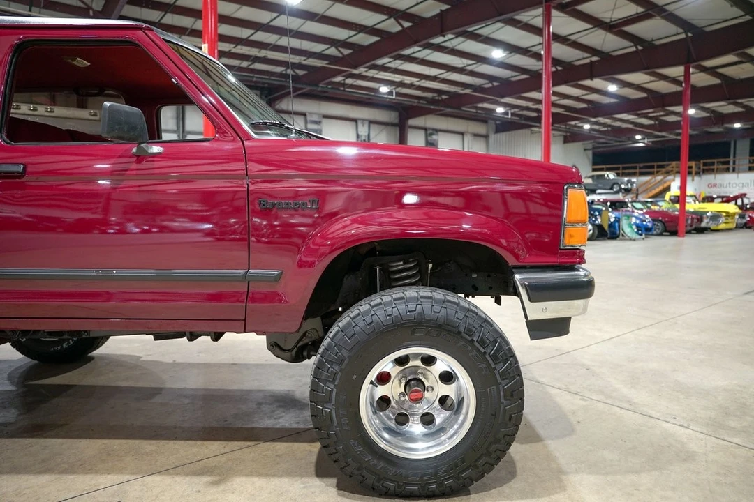 1990 Ford Bronco II - Image 11 of 12