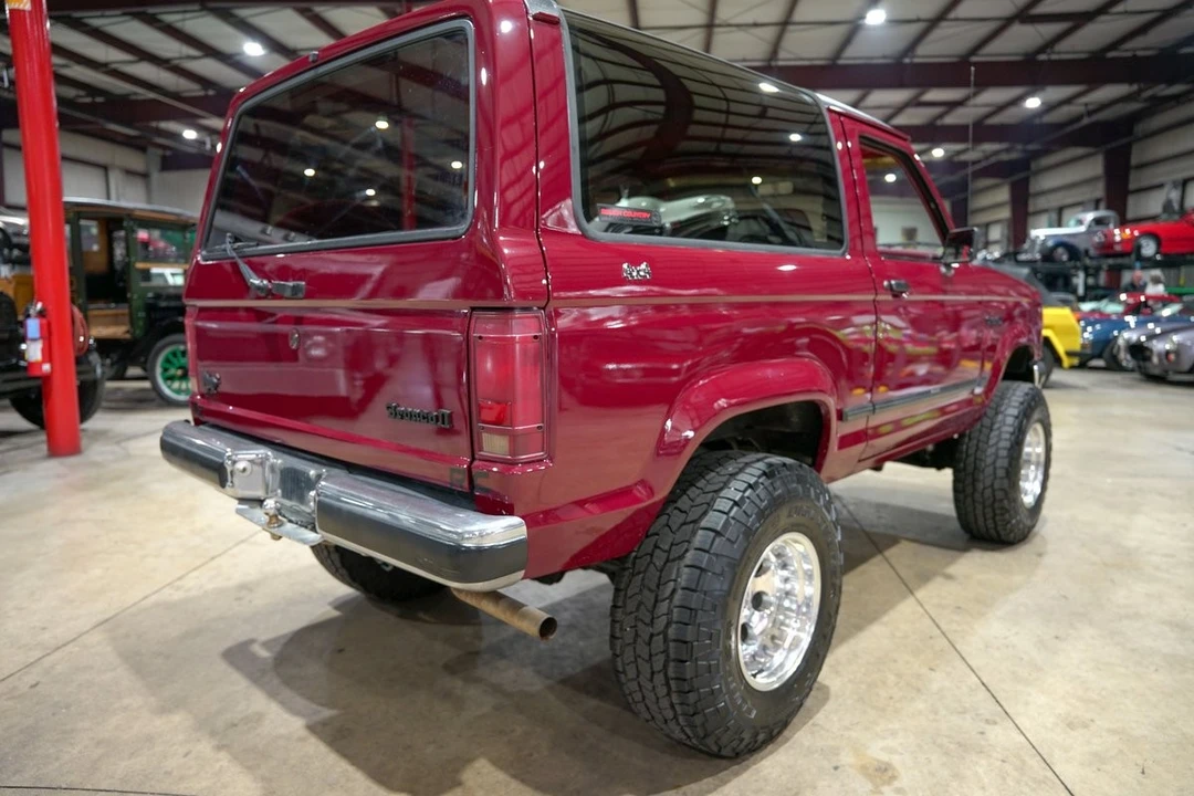 1990 Ford Bronco II - Image 8 of 12