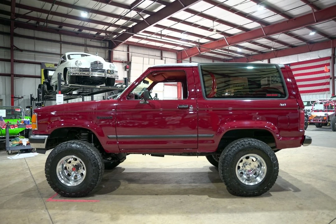 1990 Ford Bronco II - Image 4 of 12