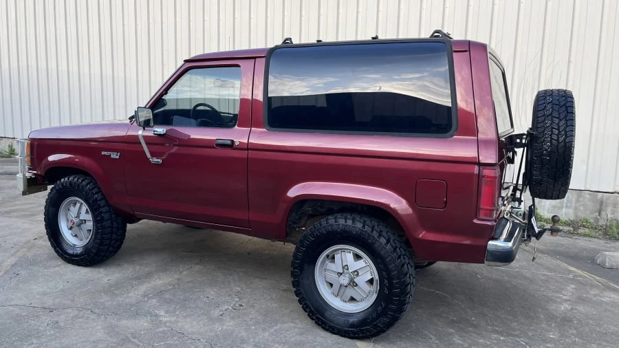 1990 Ford Bronco II - Image 20 of 23