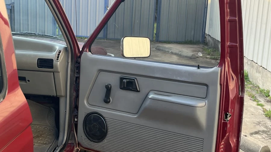 1990 Ford Bronco II - Image 8 of 23