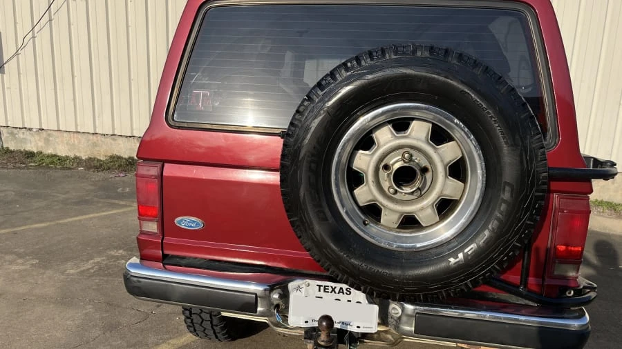1990 Ford Bronco II - Image 15 of 23