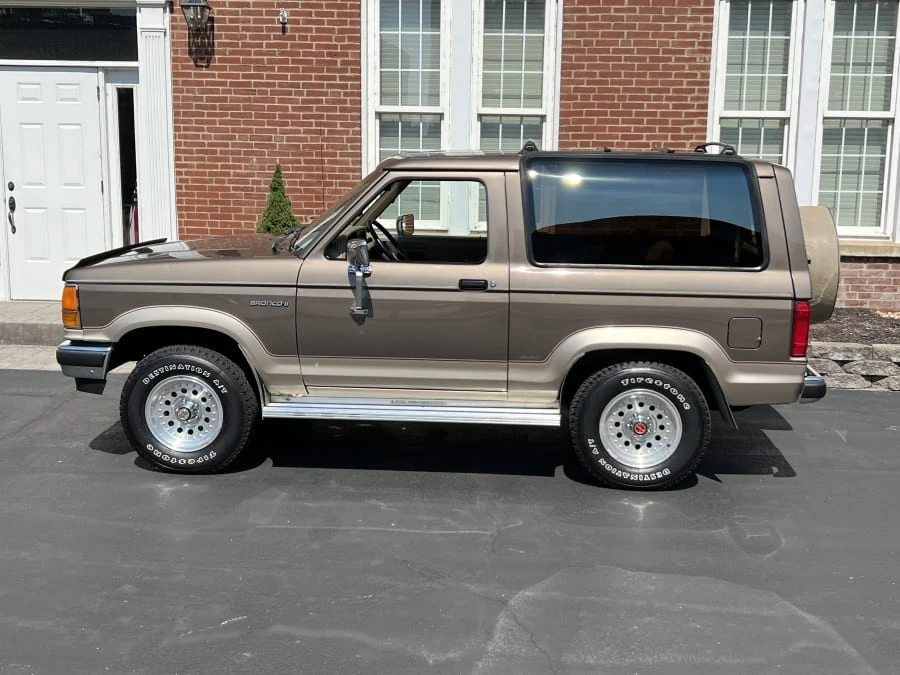 1990 Ford Bronco II - Image 2 of 7