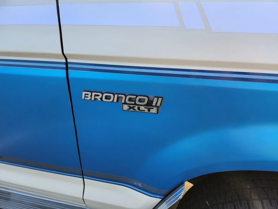 1990 Ford Bronco II - Image 20 of 31