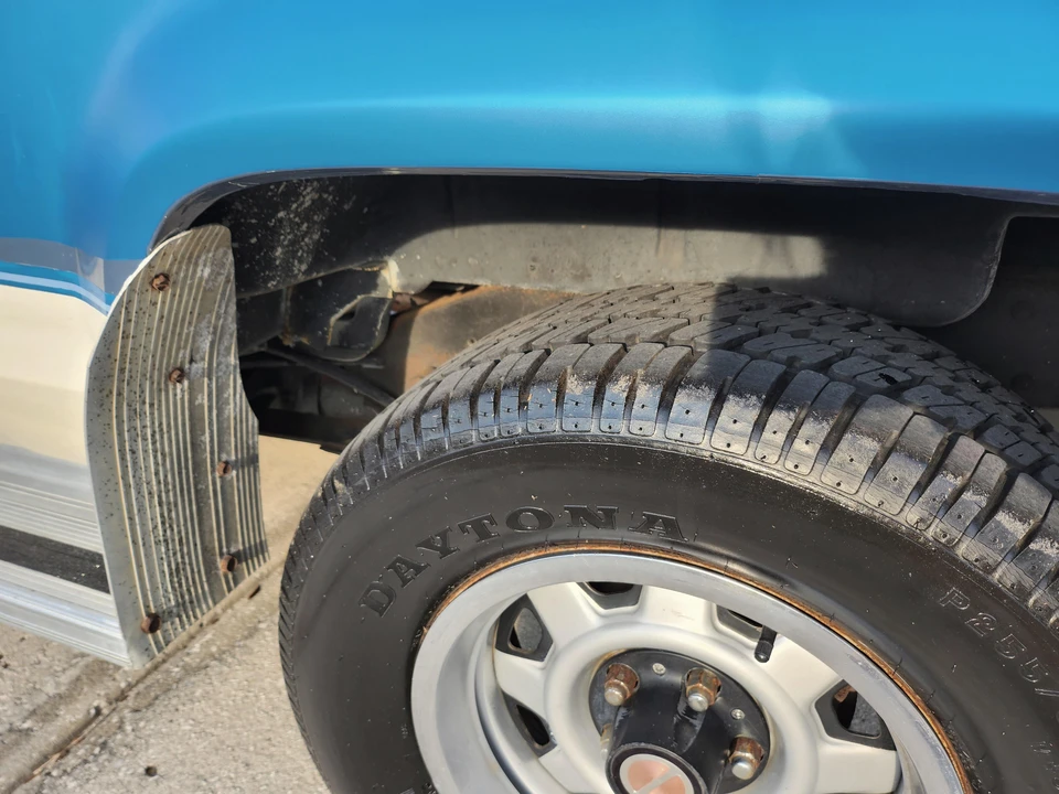 1990 Ford Bronco II - Image 15 of 31