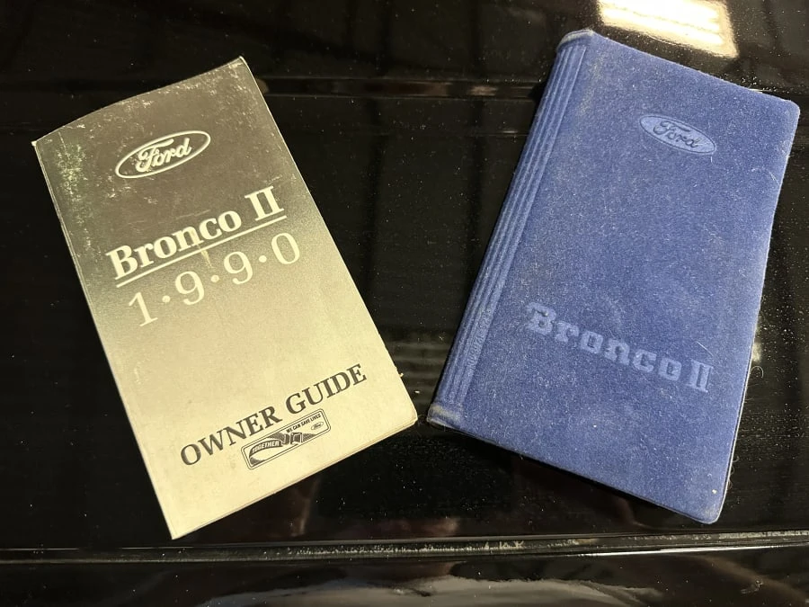 1990 Ford Bronco II - Image 11 of 12