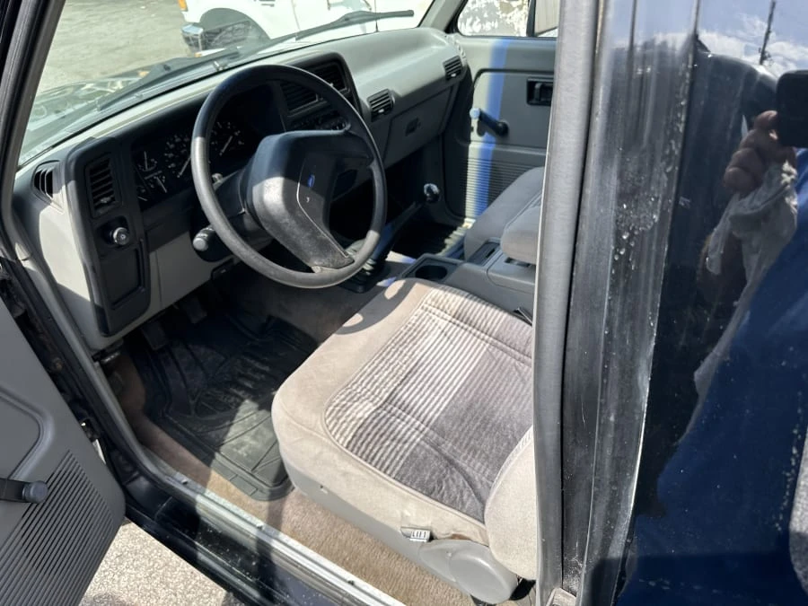 1990 Ford Bronco II - Image 9 of 12