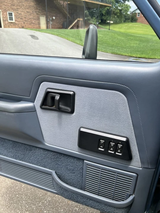 1990 Ford Bronco II - Image 7 of 12