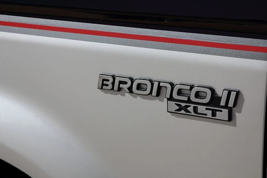 1990 Ford Bronco II - Image 8 of 10