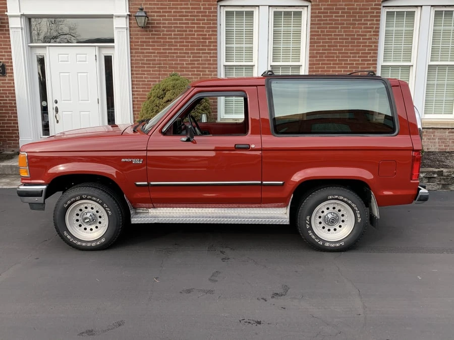 1990 Ford Bronco II - Image 2 of 8