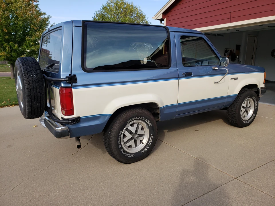 1990 Ford Bronco II - Image 14 of 31