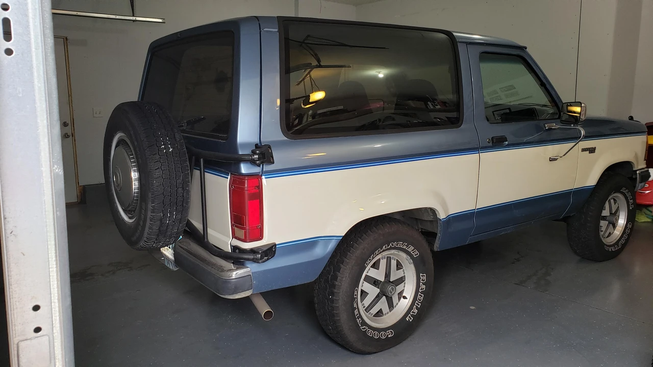 1990 Ford Bronco II - Image 27 of 31