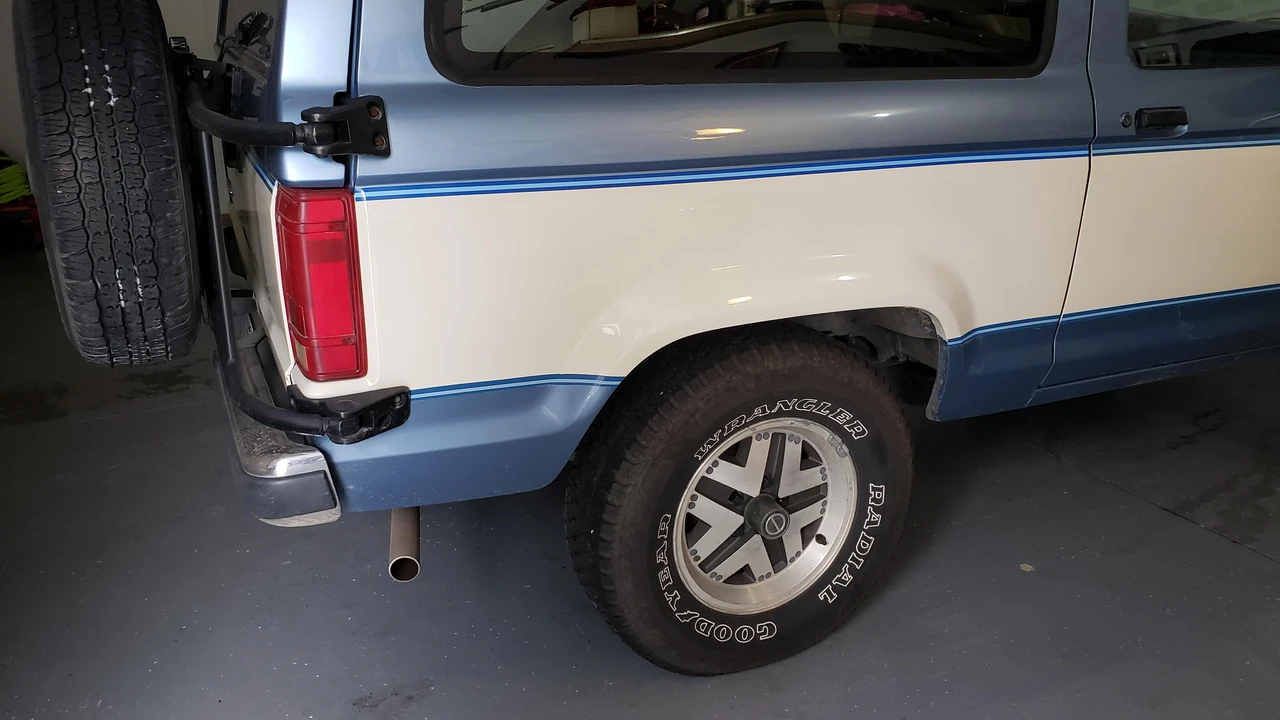 1990 Ford Bronco II - Image 28 of 31