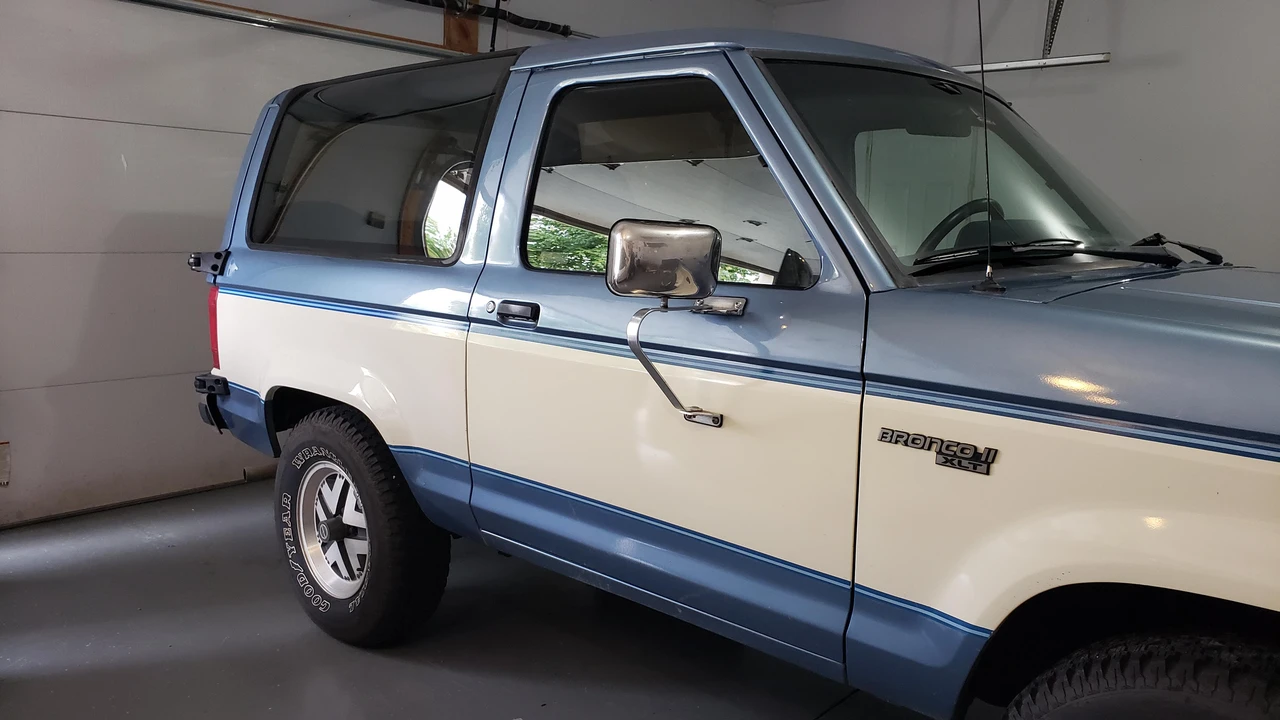 1990 Ford Bronco II - Image 29 of 31