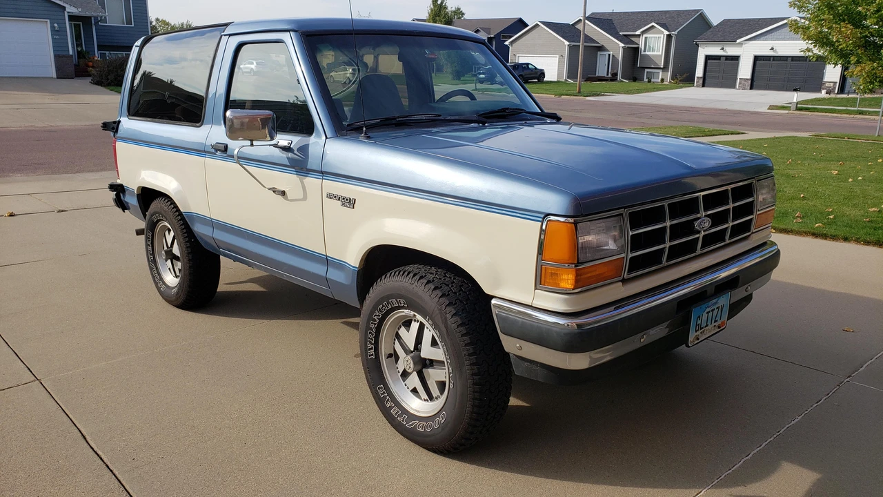 1990 Ford Bronco II - Image 21 of 31