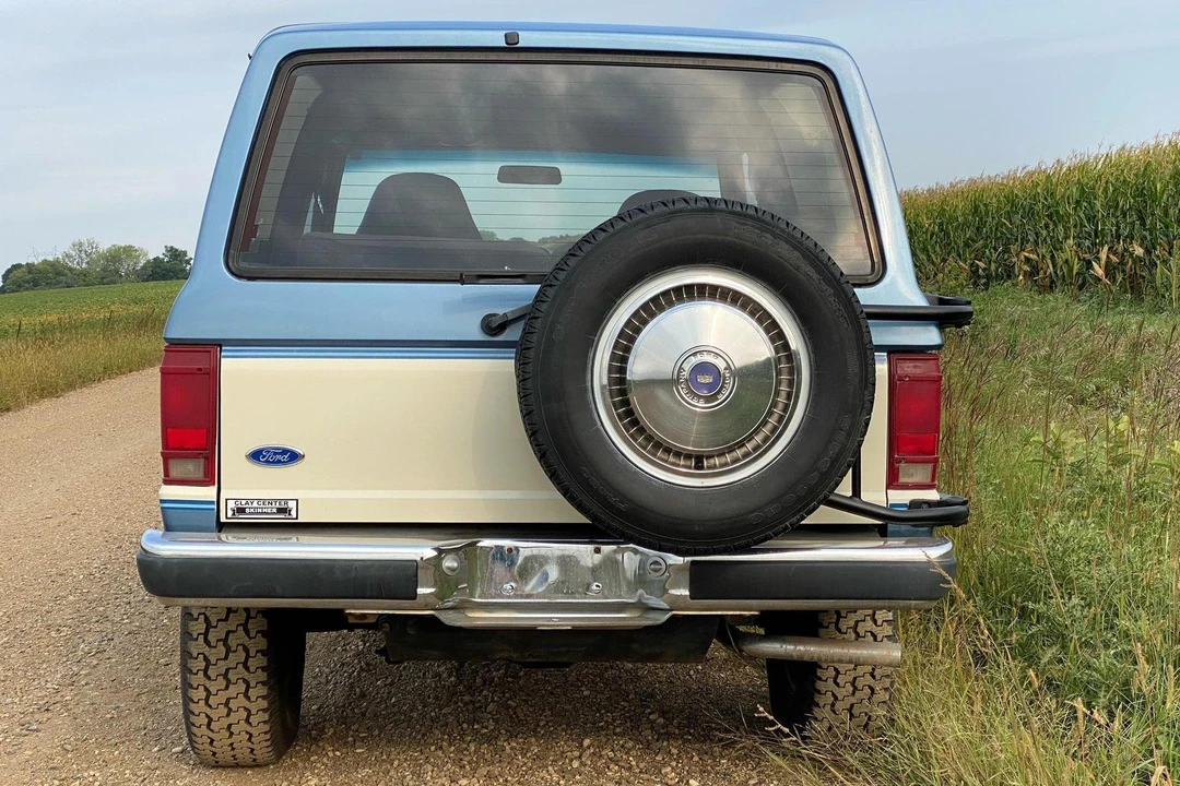 1990 Ford Bronco II - Image 5 of 31