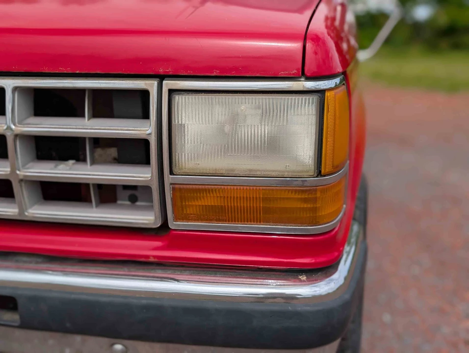 1990 Ford Bronco II - Image 12 of 31