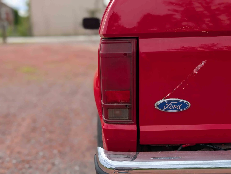 1990 Ford Bronco II - Image 13 of 31