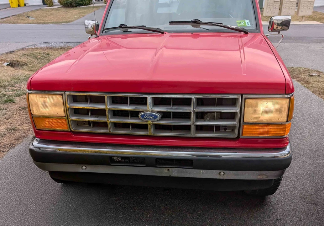 1990 Ford Bronco II - Image 10 of 31