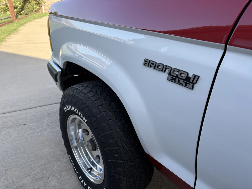 1990 Ford Bronco II - Image 21 of 31