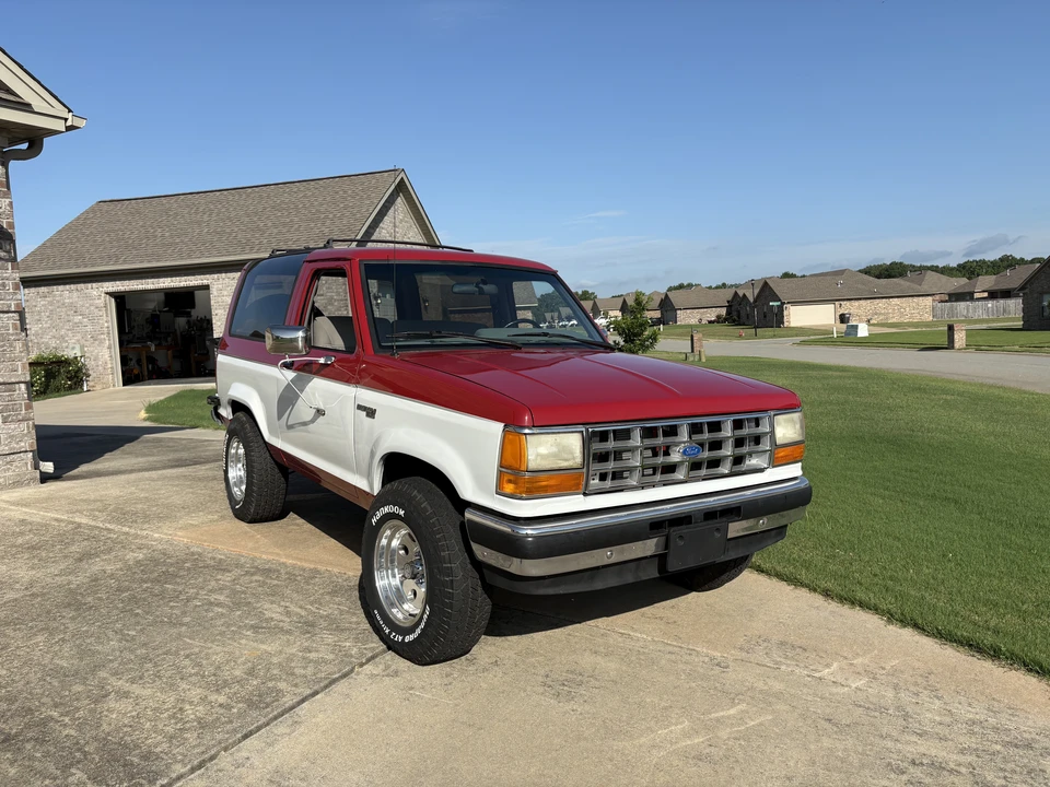 1990 Ford Bronco II - Image 13 of 31