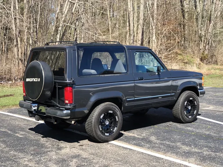 1990 Ford Bronco II - Image 3 of 12