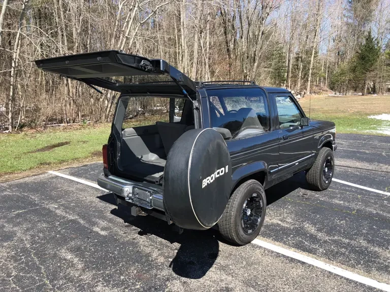 1990 Ford Bronco II - Image 11 of 12