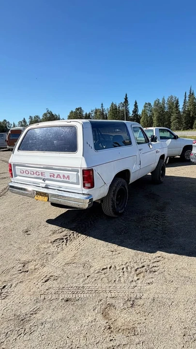 1990 Ford Bronco 4th Gen - Image 8 of 11