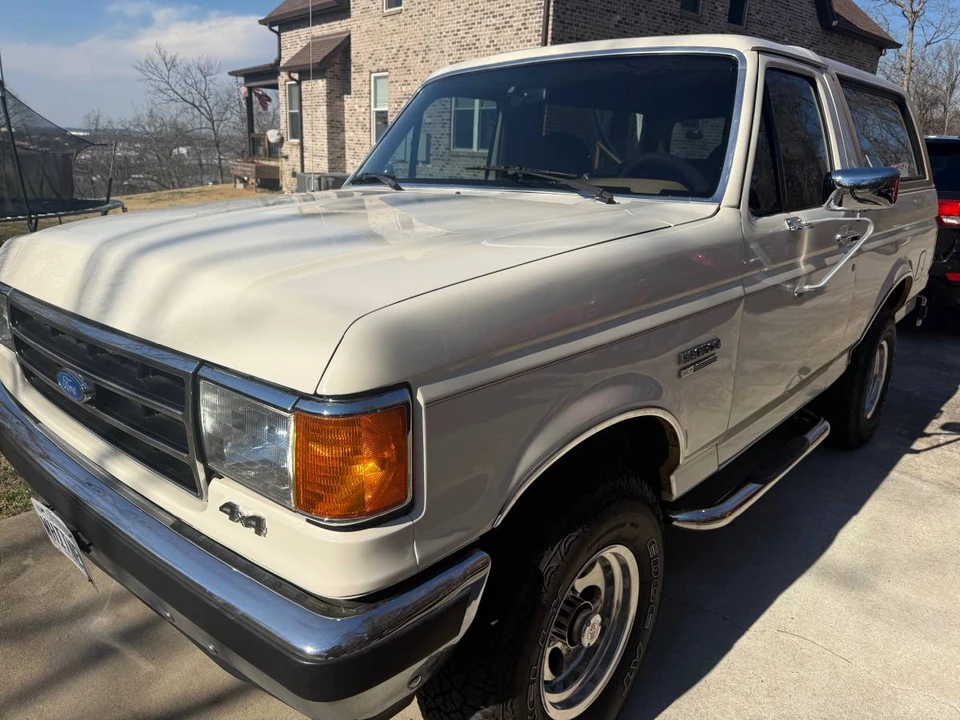 1990 Ford Bronco - Image 4 of 20