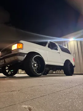 1990 Ford Bronco XLT