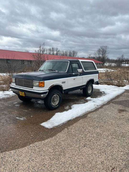 1990 Ford Bronco - Image 3 of 3