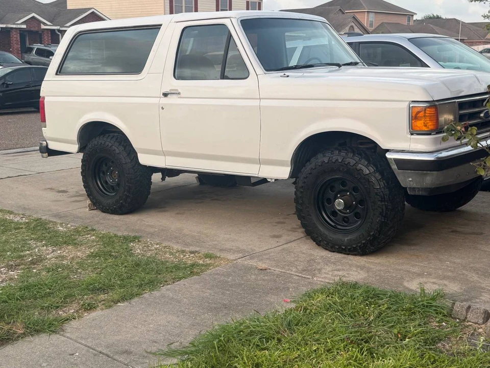1990 Ford Bronco 4th Gen - Image 17 of 24