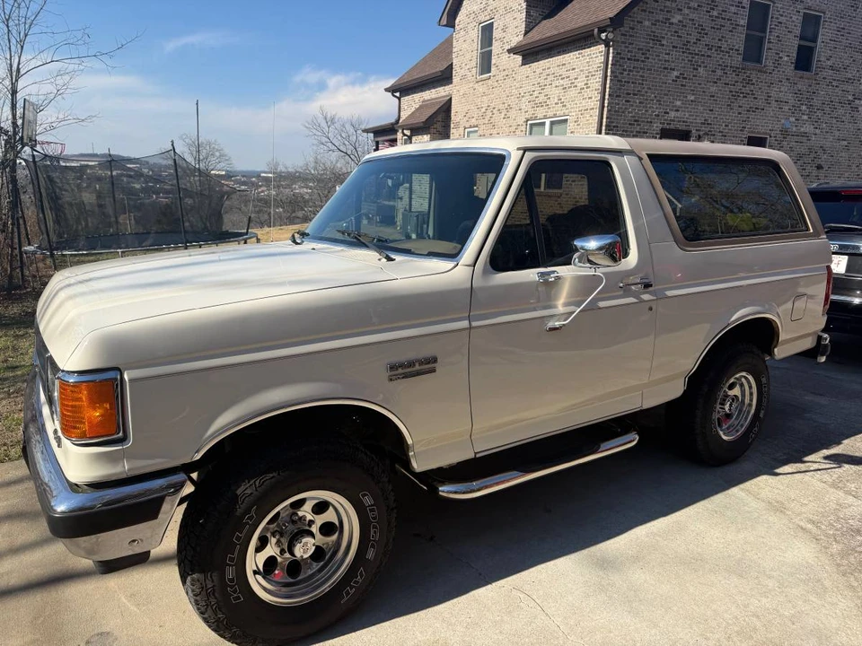 1990 Ford Bronco - Image 5 of 20