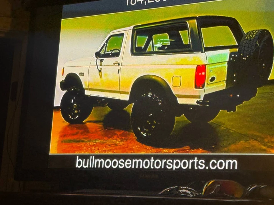 1990 Ford Bronco 4th Gen - Image 20 of 23