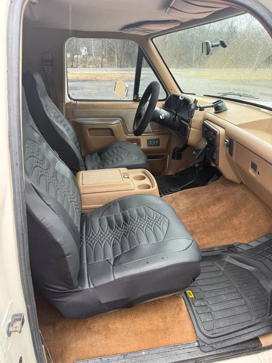1990 Ford Bronco - Image 15 of 20