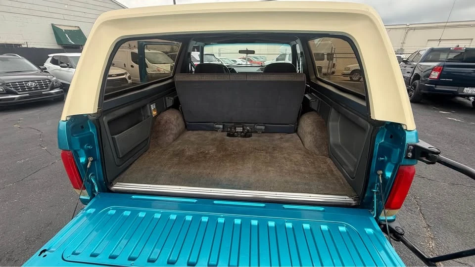 1990 Ford Bronco 4th Gen - Image 7 of 10
