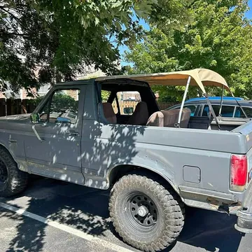 1990 Ford Bronco