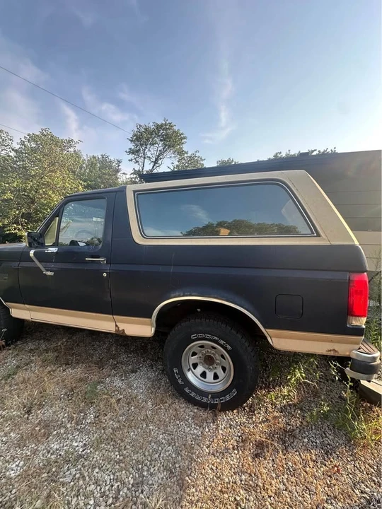 1990 Ford Bronco 4th Gen - Image 10 of 19