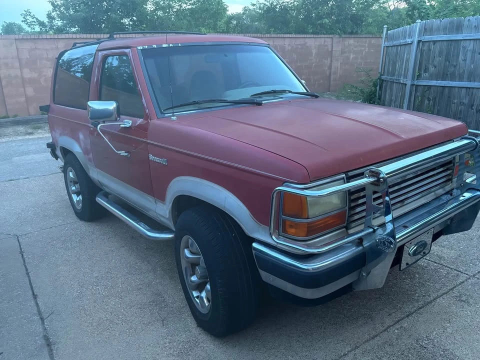 1990 Ford Bronco 4th Gen - Image 3 of 7