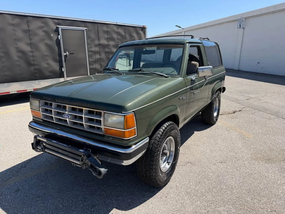 1990 Ford Bronco 4th Gen - Image 4 of 10
