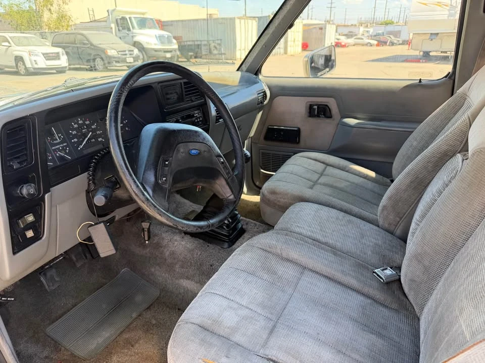 1990 Ford Bronco 4th Gen - Image 8 of 10