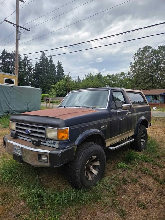1990 Ford Bronco 4th Gen - Image 2 of 5